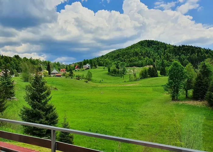 Forest House Masha *