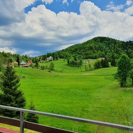 Forest House Masha *