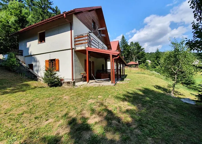 Brvnara Forest House Masha *